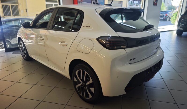 
								PEUGEOT 208 1.2 Hybrid 110 CV E-DCS6 STYLE – KM ZERO full									