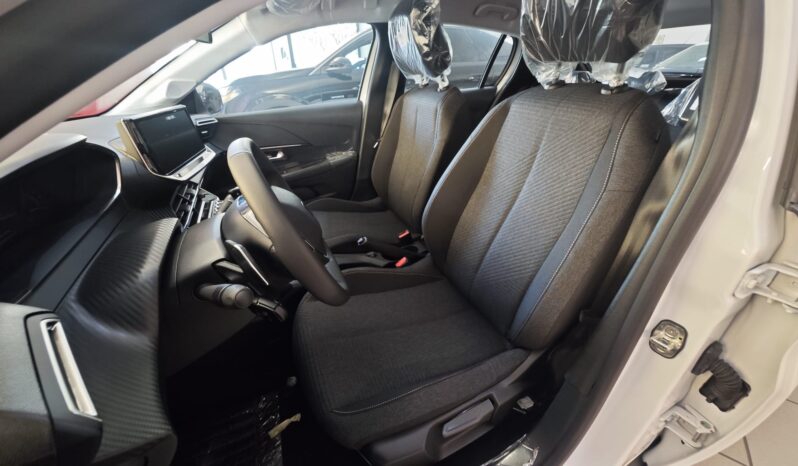 
								PEUGEOT 208 1.2 Hybrid 110 CV E-DCS6 STYLE – KM ZERO full									