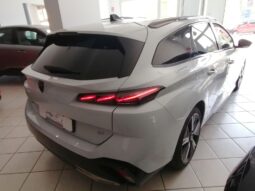 
										PEUGEOT 308 SW 1.5 BHDI 130 CV S&S EAT8 GT full									