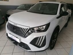 
										PEUGEOT 2008 1.2 PureTech 100 CV S&S ALLURE full									