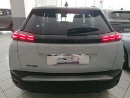 
										PEUGEOT 2008 1.2 PureTech 100 CV S&S ALLURE full									